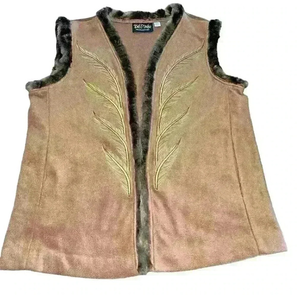 VTG Bob Mackie Wearable Art Sz M Fleece Vest Embroidered Feathers Boho Chic - Picture 1 of 14